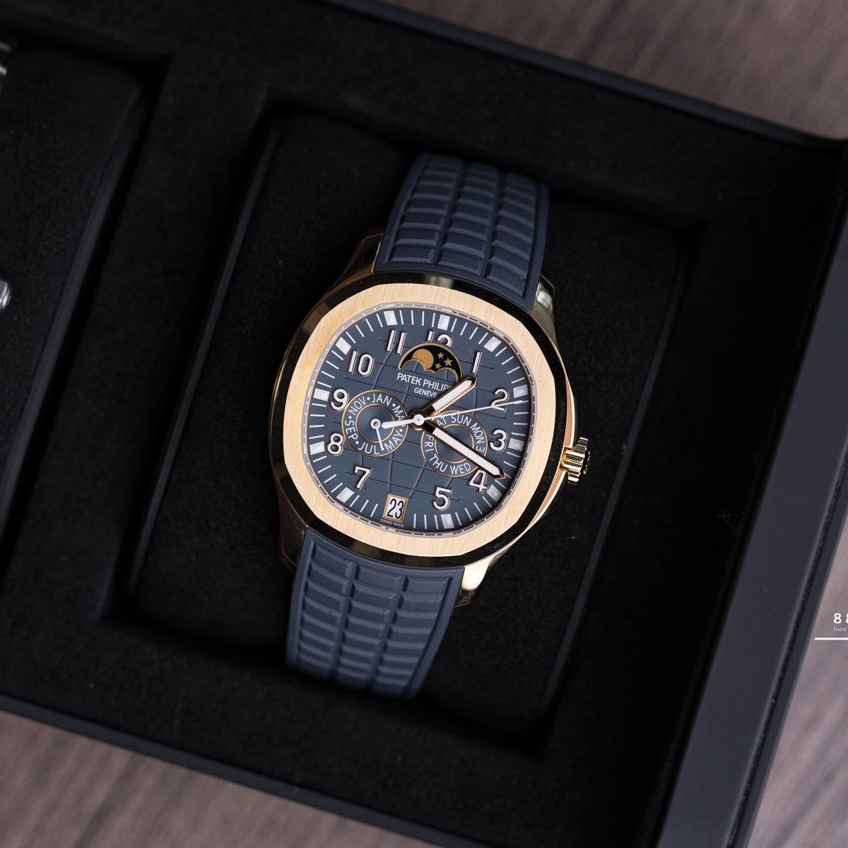 Aquanaut Luce Annual Calendar